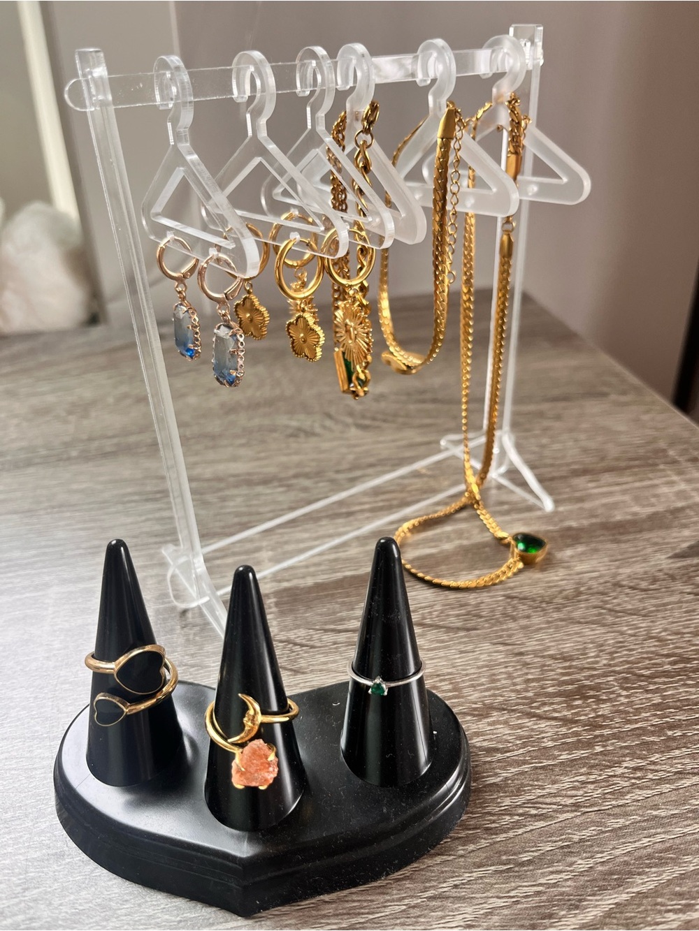 Gold-Tone Women's Jewelry lot